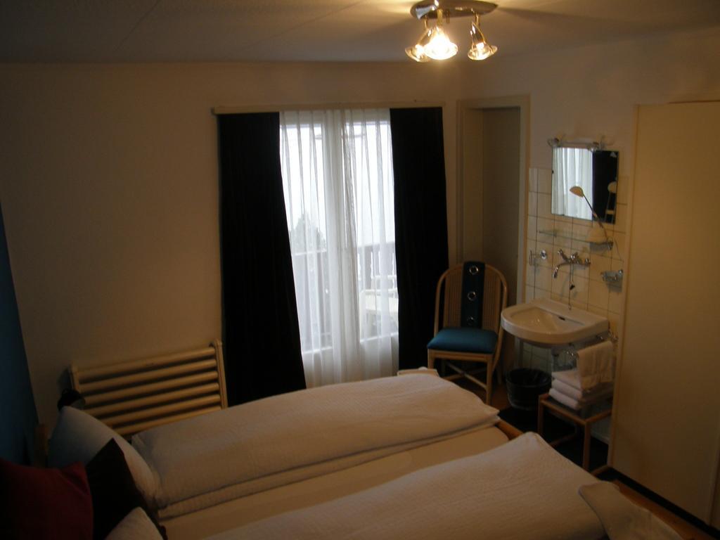 Hotel Gästehaus Baumgarten Kehrsiten Exterior foto